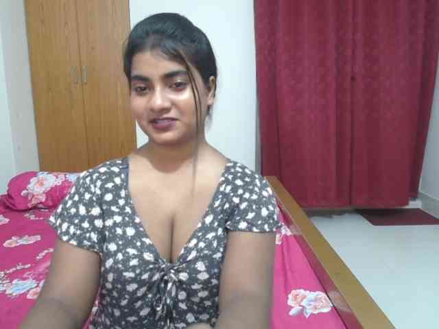sweet-simran webcam