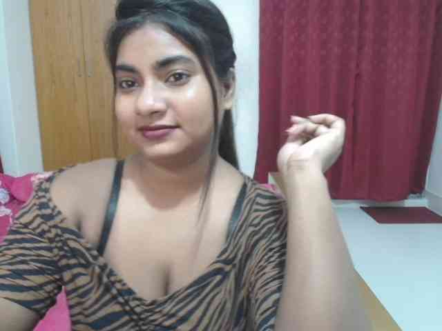 sweet-simran webcam
