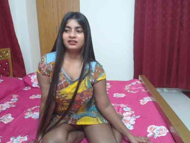 sweet-simran webcam