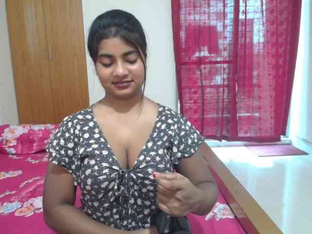 sweet-simran webcam