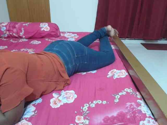 sweet-simran webcam