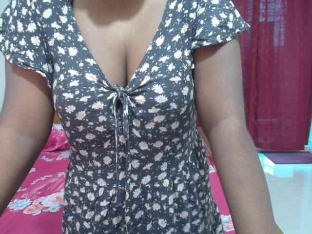 sweet-simran webcam