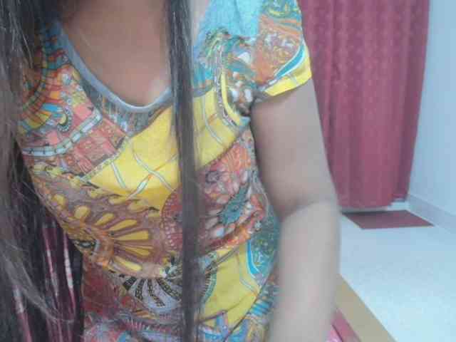 sweet-simran webcam