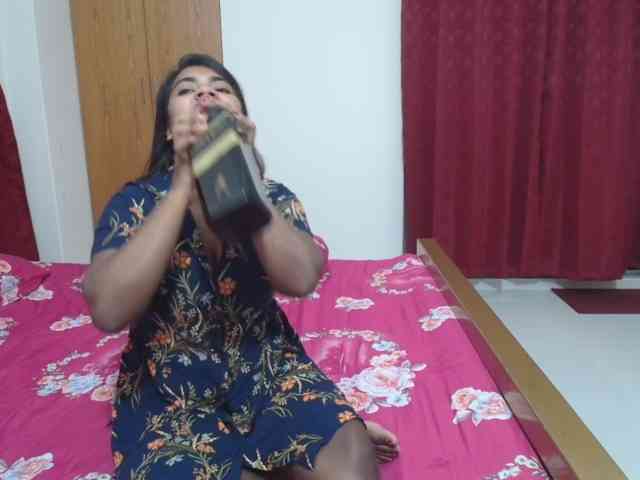 sweet-simran webcam