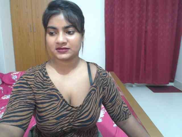 sweet-simran webcam