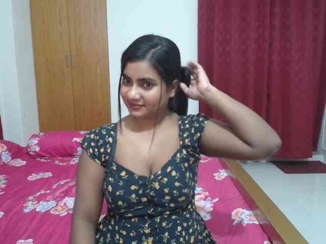 sweet-simran webcam
