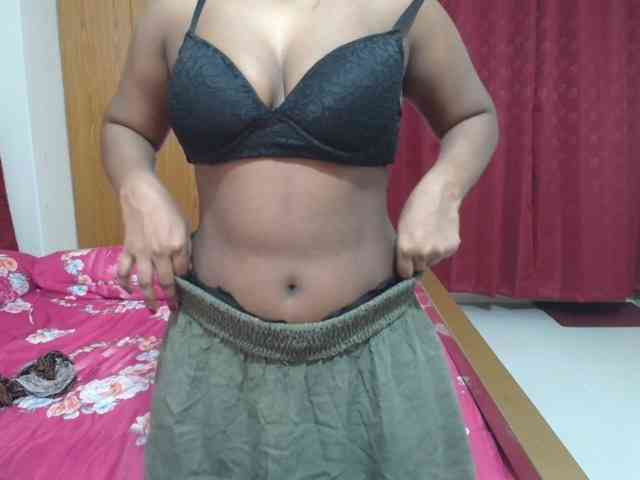 sweet-simran webcam
