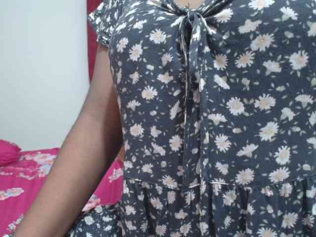 sweet-simran webcam