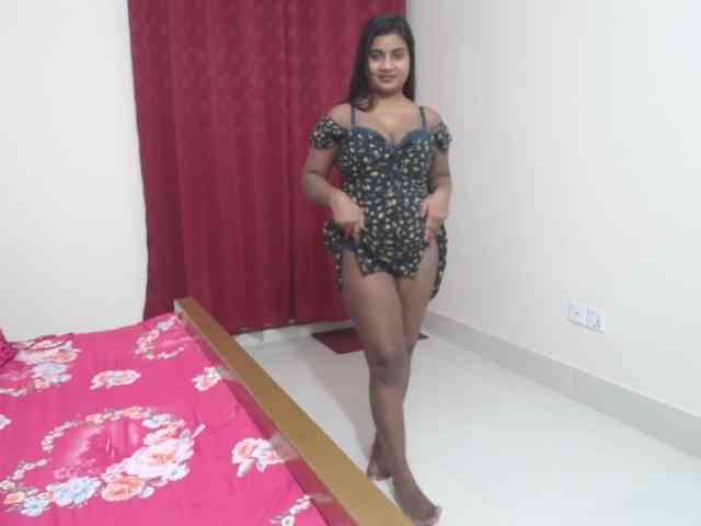 sweet-simran webcam