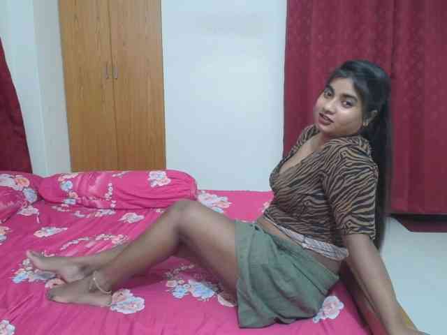 sweet-simran webcam