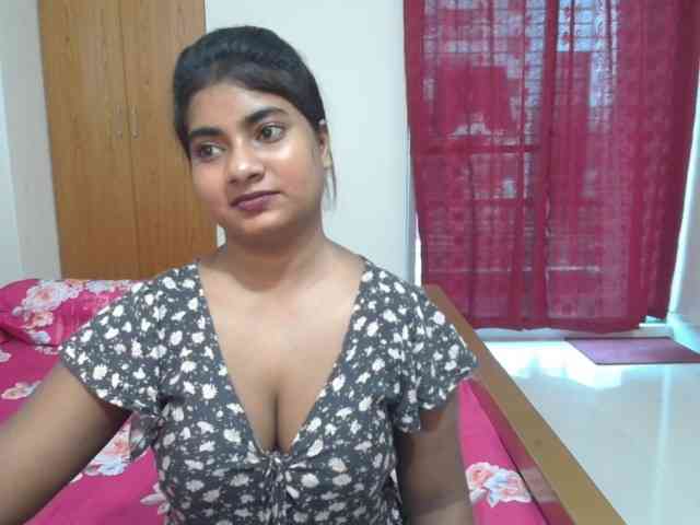 sweet-simran webcam