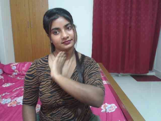 sweet-simran webcam