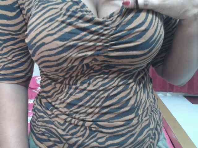 sweet-simran webcam