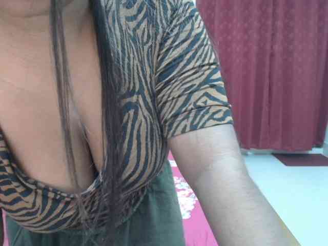 sweet-simran webcam
