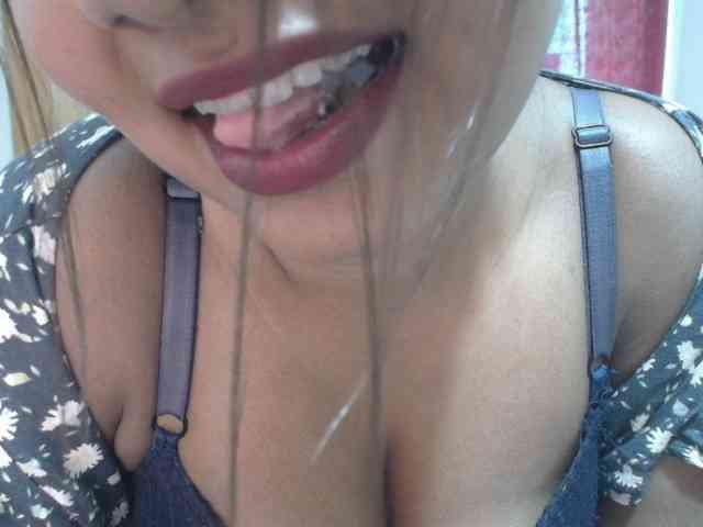 sweet-simran webcam