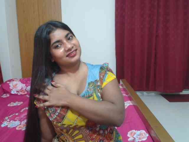 sweet-simran webcam