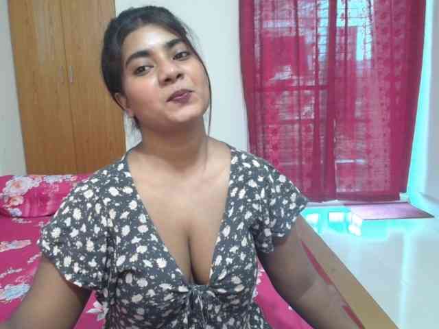 sweet-simran webcam
