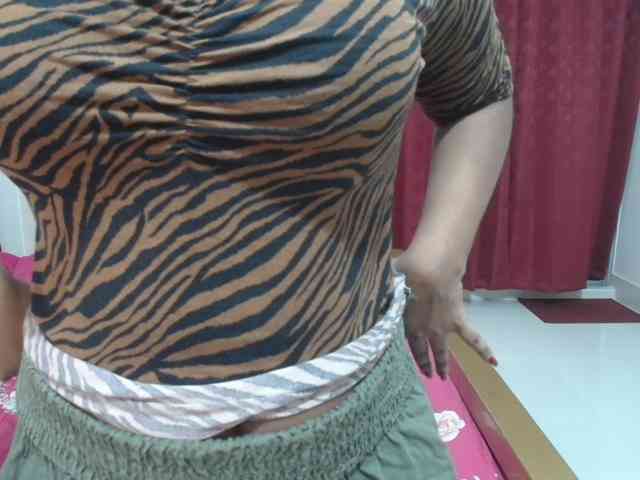 sweet-simran webcam