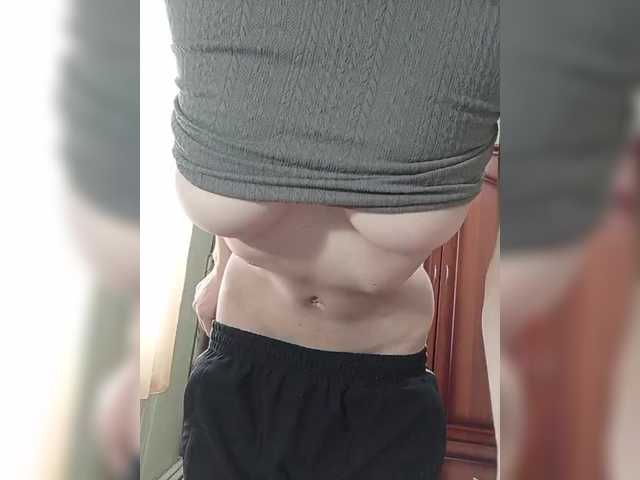 Kissa-is-klassa-a's BongaCams show and profile