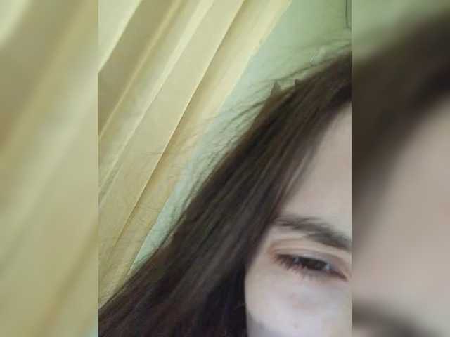 Kissa-is-klassa-a from BongaCams is Freechat