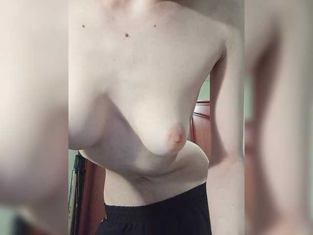 Kissa-is-klassa-a from BongaCams is Freechat