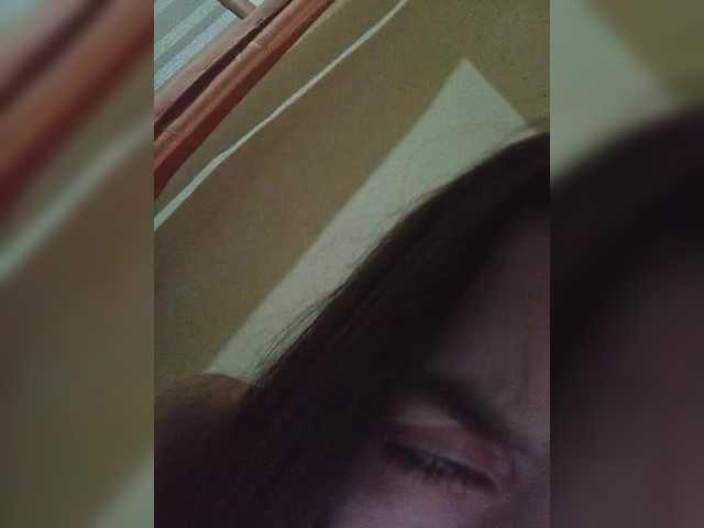 Kissa-is-klassa-a live cam