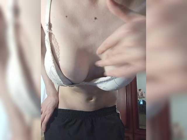 Kissa-is-klassa-a's BongaCams show and profile