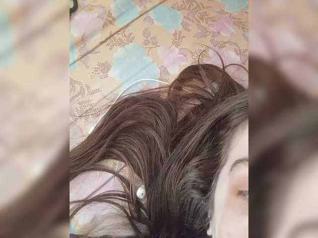 Kissa-is-klassa-a's BongaCams show and profile