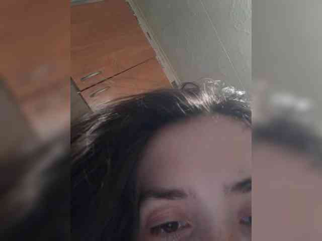 Kissa-is-klassa-... Live Webcam on BongaCams