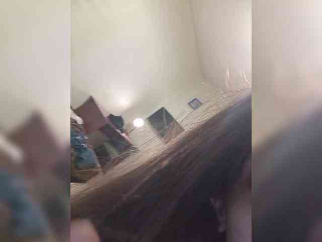 Kissa-is-klassa-a webcam