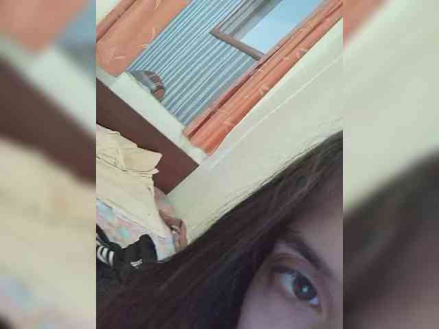 Kissa-is-klassa-... Live Webcam on BongaCams