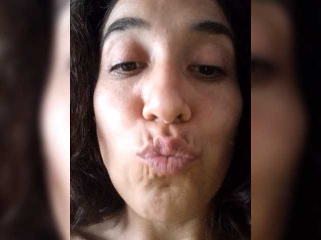  TanniaMarquez chat room