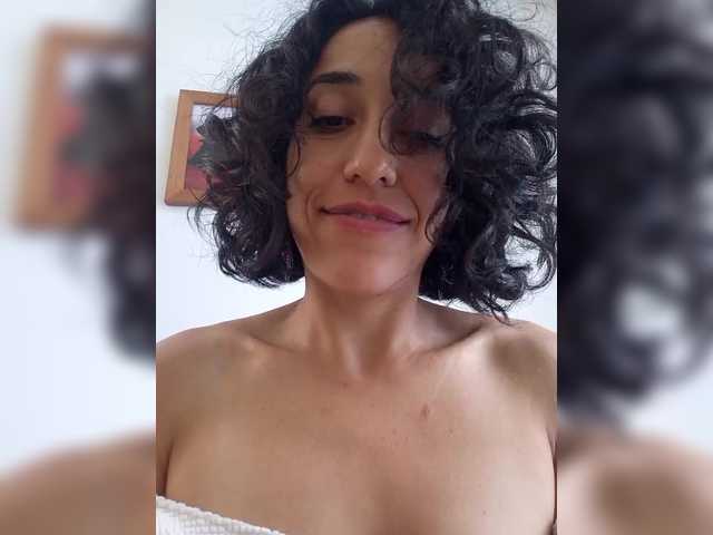  TanniaMarquez chat room