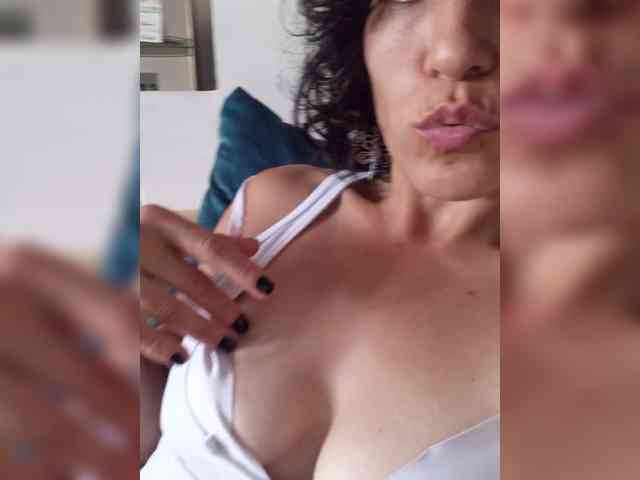 TanniaMarquez webcam