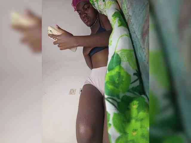BlackGirl95 webcam