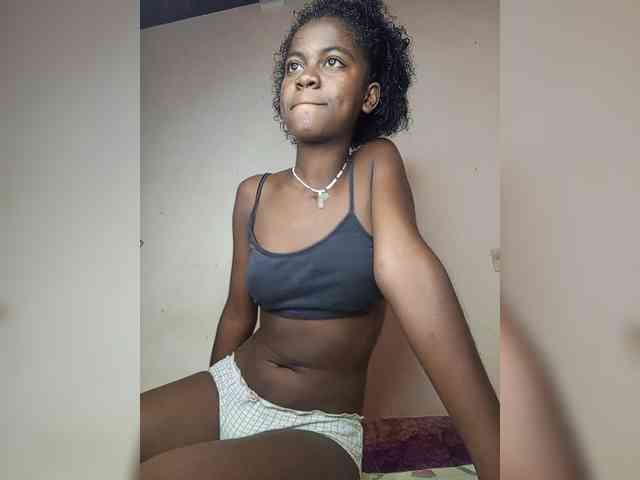 BlackGirl95 webcam