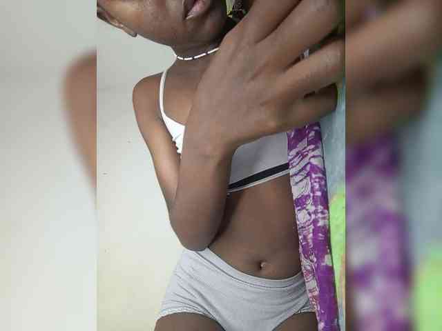 BlackGirl95 webcam
