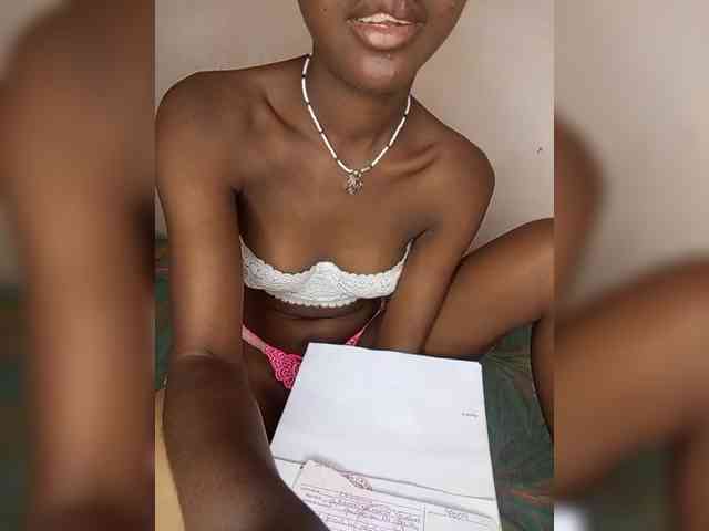 BlackGirl95 webcam