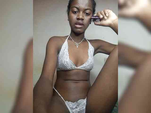 BlackGirl95 webcam