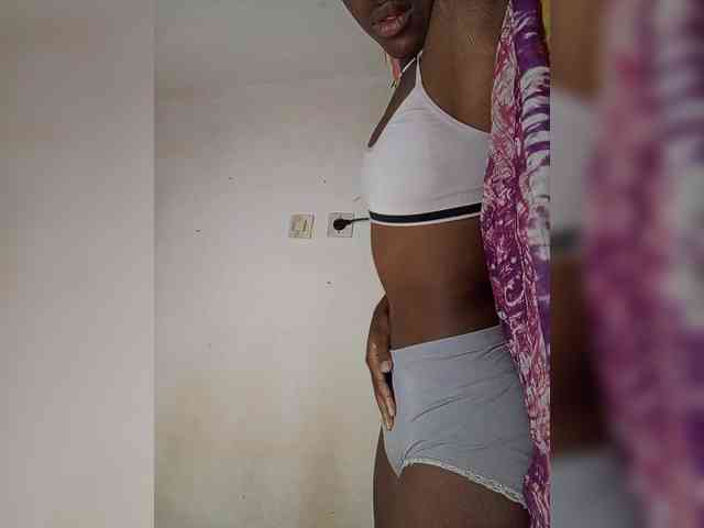 BlackGirl95 webcam