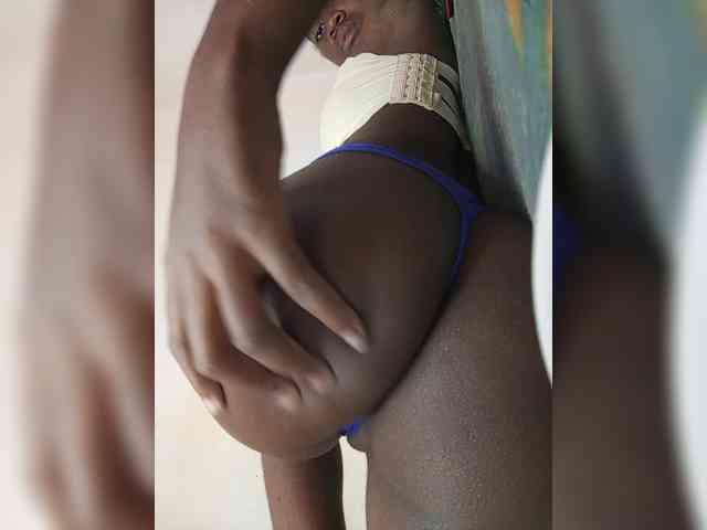 BlackGirl95 webcam