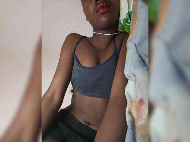 BlackGirl95 webcam