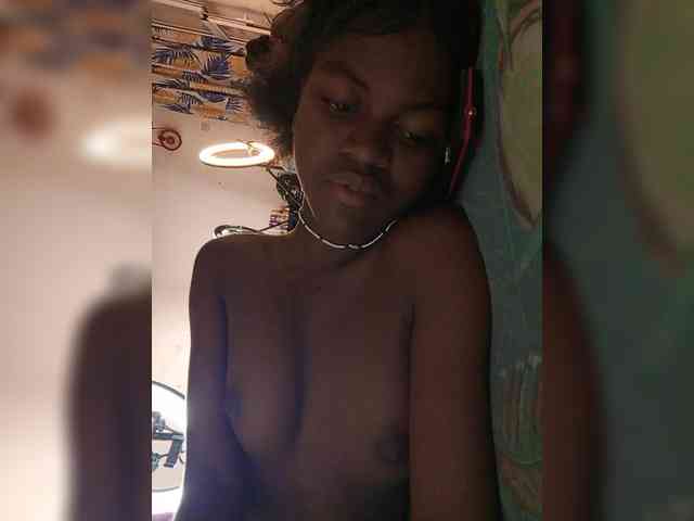 BlackGirl95 webcam