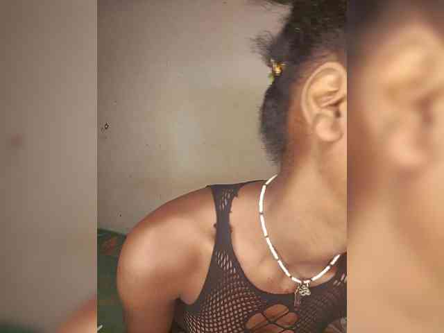 BlackGirl95 webcam