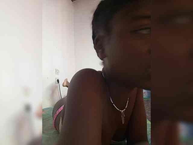 BlackGirl95 webcam