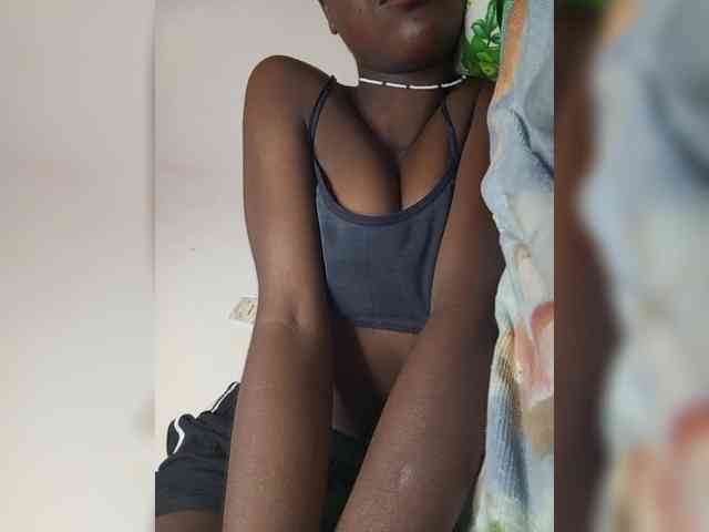 BlackGirl95 webcam