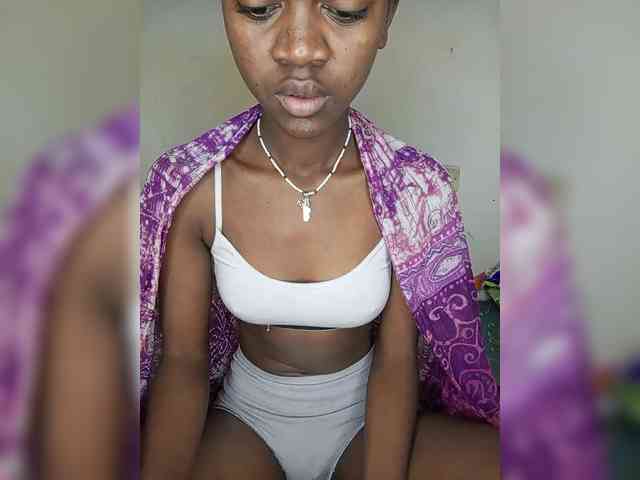BlackGirl95 webcam