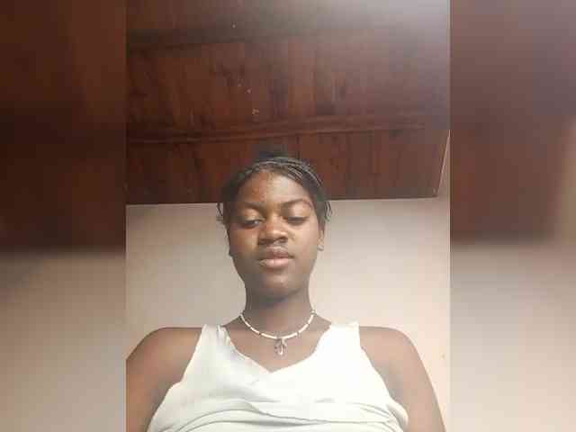 BlackGirl95 webcam