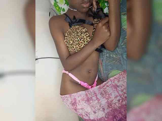 BlackGirl95 webcam
