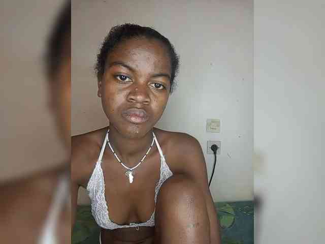 BlackGirl95 webcam